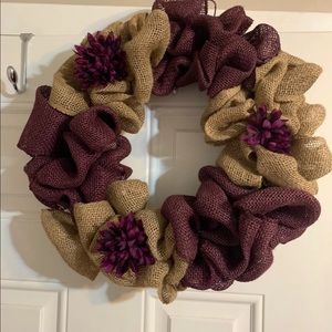 Burlap wreath. Able to do other colors